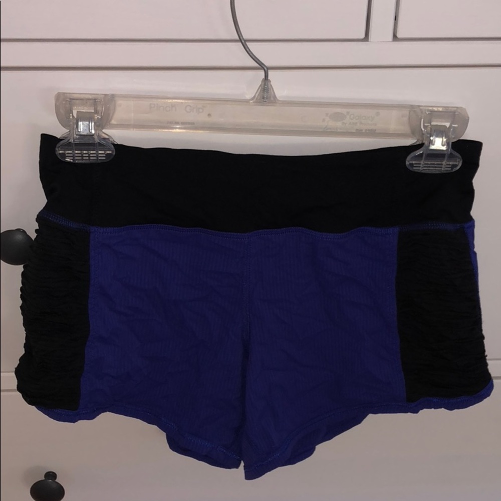 Lululemon shorts - Picture 1 of 4